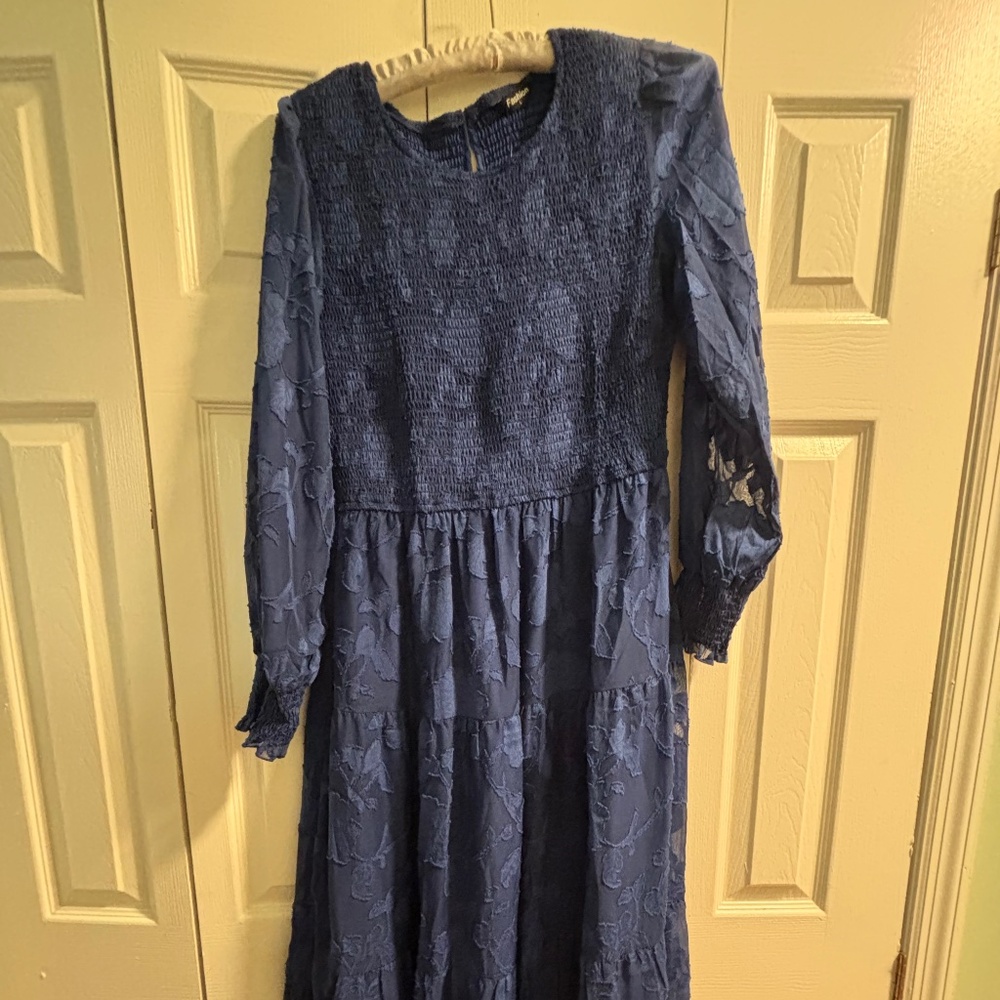 Dress royal blue , long sleeve, flowy, comfortable